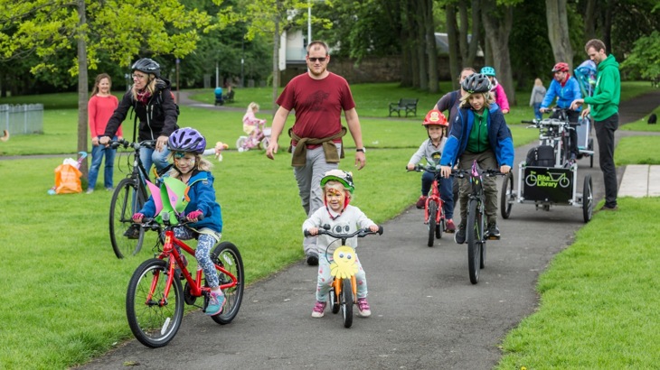 families walking and cycling